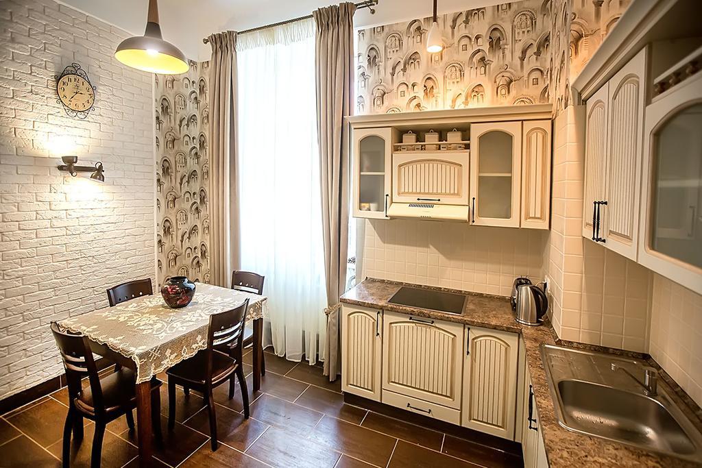Gorgeous Apartments In Historical Center Of Lvov Lviv Exterior photo