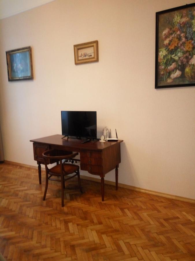 Gorgeous Apartments In Historical Center Of Lvov Lviv Exterior photo